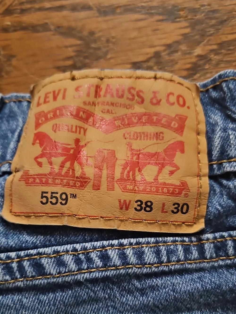 Levi's 559 Relaxed Men's Jeans in Denim Blue